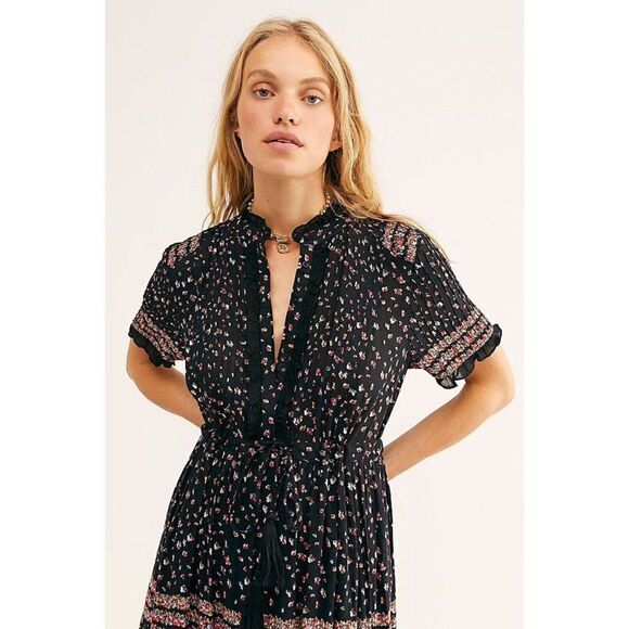NWT FREE PEOPLE Sz XS RARE FEELINGS MAXI DRESS BLACK COMBO - Picture 3 of 5